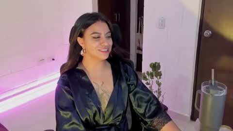 Lu online show from 01/21/25, 04:54