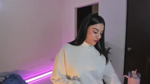 Lu online show from 02/11/25, 11:54