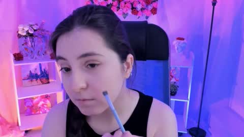 Snapshot of virtualvoyant chatting on 10/17/25, 07:33 your love online show from 10/17/25, 07:33