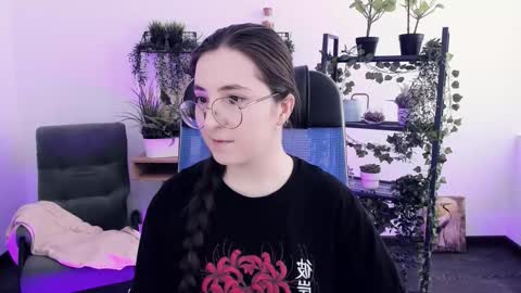 Snapshot of virtualvoyant chatting on 02/23/26, 06:44 your love online show from 02/23/26, 06:44