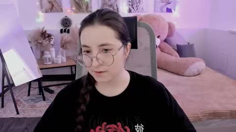 Snapshot of virtualvoyant chatting on 03/04/26, 07:25 your love online show from 03/04/26, 07:25