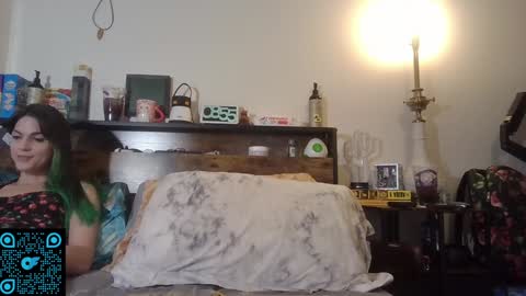 Snapshot of vislaxxx chatting on 01/12/25, 01:53 Pachinko De Gallo online show from 01/12/25, 01:53