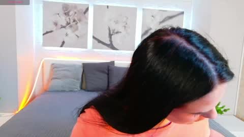 Snapshot of vitajoy_ chatting on 05/27/26, 03:20 Vita online show from 05/27/26, 03:20