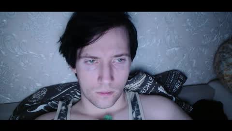 vitiligoboyy online show from 11/21/25, 04:00