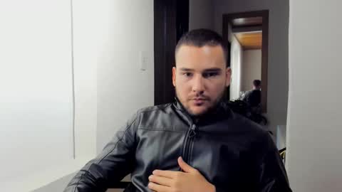 Vito Ferrer online show from 02/22/25, 01:55