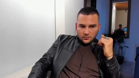 Vito Ferrer online show from 03/04/25, 11:00