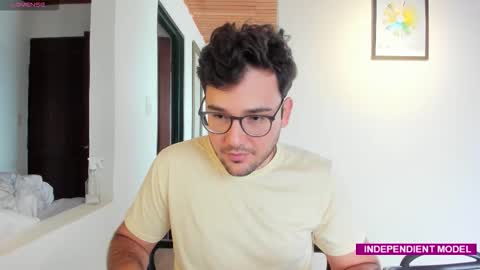 Vito Ferrer online show from 09/20/25, 03:24