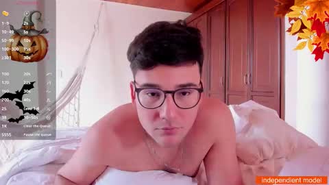 Vito Ferrer online show from 10/04/25, 04:05