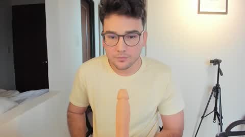 Vito Ferrer online show from 10/13/25, 12:05