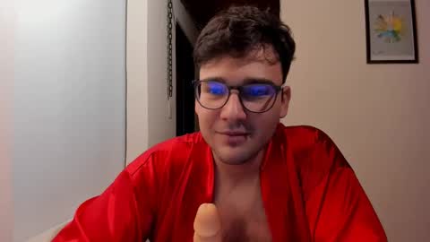 Vito Ferrer online show from 10/23/25, 01:49