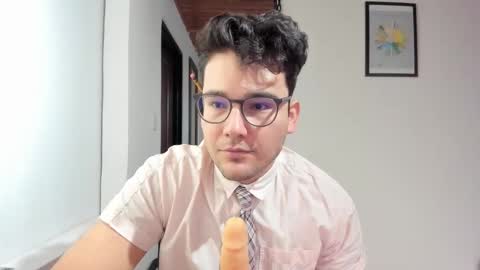 Vito Ferrer online show from 10/24/25, 10:55