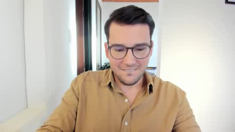 Vito Ferrer online show from 11/13/25, 09:47