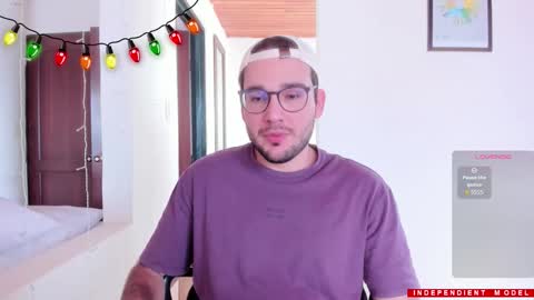 Vito Ferrer online show from 12/02/25, 07:09