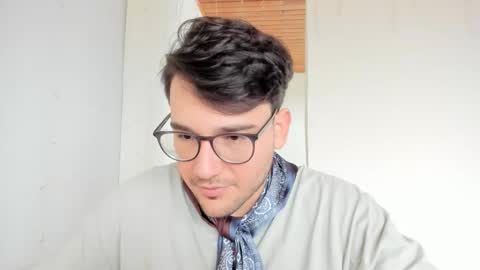 Vito Ferrer online show from 12/16/25, 06:35