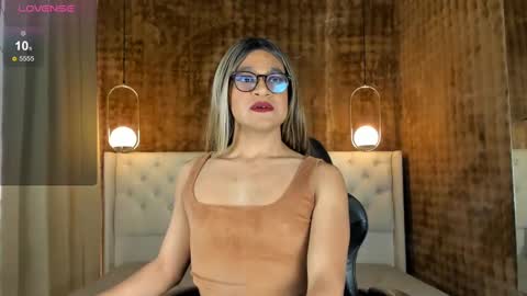 VittaaaPlease help me with your thumbs up its important  online show from 02/17/25, 12:59