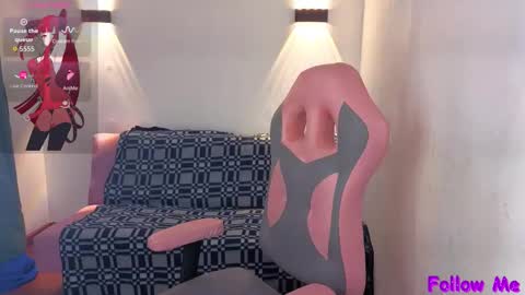 VITTORIA  online show from 03/25/26, 02:01