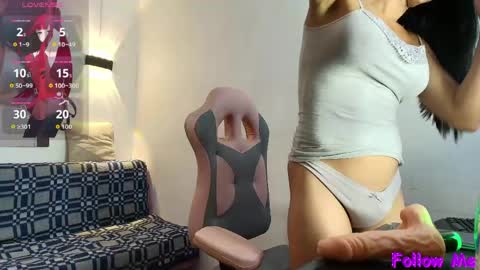 Snapshot of vittoria_lombardi07 chatting on 05/22/26, 07:37 VITTORIA online show from 05/22/26, 07:37