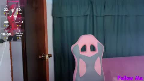 Snapshot of vittoria_lombardi07 chatting on 06/19/26, 10:08 VITTORIA online show from 06/19/26, 10:08