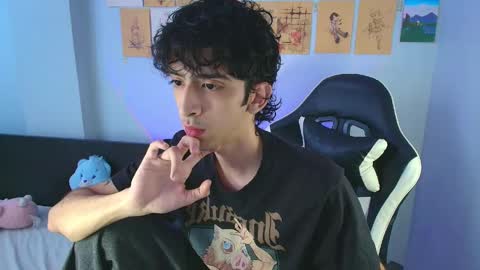 Snapshot of vittorio_cerati chatting on 04/27/26, 04:27 new acount online show from 04/27/26, 04:27