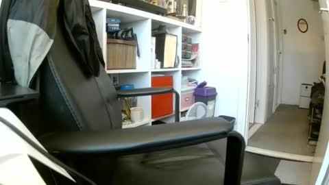 Snapshot of vitus56595314 chatting on 05/13/26, 10:56 vitus56595314 online show from 05/13/26, 10:56