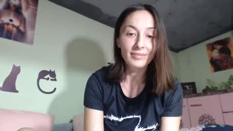 Viva online show from 10/23/25, 03:33