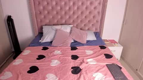 vivi cooper online show from 03/01/25, 03:43