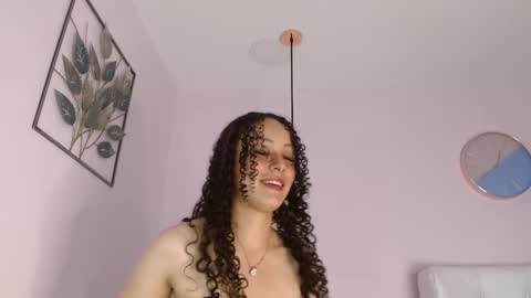 Vivi online show from 10/02/25, 03:35