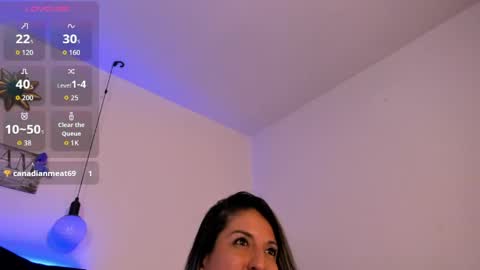 Snapshot of vivi_stars chatting on 06/08/26, 02:34 vivi_stars online show from 06/08/26, 02:34
