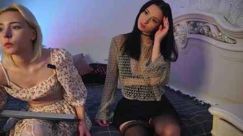 Vivi online show from 11/26/25, 12:17