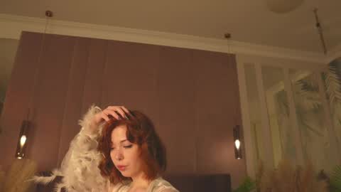 Snapshot of vivi_west chatting on 04/26/26, 05:10 vivi_west online show from 04/26/26, 05:10