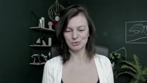 Vivian online show from 03/31/26, 06:03