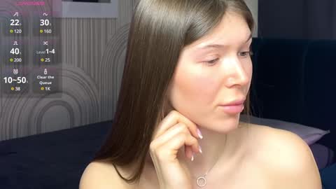 Vivian Evans online show from 02/04/25, 04:26