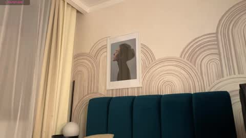 Vivian Evans online show from 04/03/26, 12:52