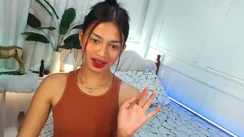 Snapshot of vivian_roberts chatting on 03/09/25, 01:14 Vivian online show from 03/09/25, 01:14