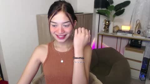 Snapshot of vivian_roberts chatting on 09/10/25, 08:31 Vivian online show from 09/10/25, 08:31