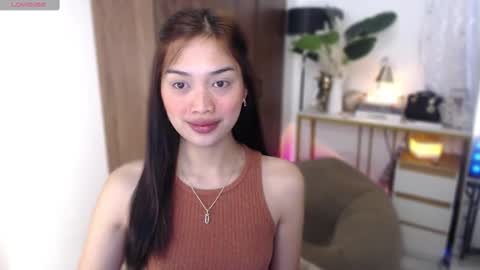 Snapshot of vivian_roberts chatting on 10/29/25, 02:03 Vivian online show from 10/29/25, 02:03