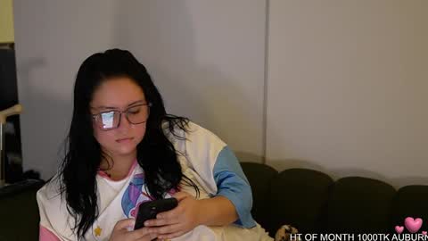 Vivi online show from 02/06/25, 02:33