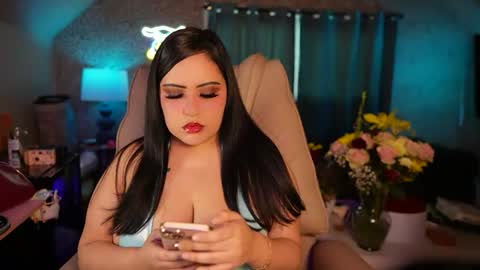 Snapshot of vivianaortega chatting on 06/21/26, 11:18 Vivi online show from 06/21/26, 11:18