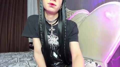 Vivian online show from 02/23/25, 03:13