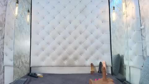 VivianRose online show from 03/05/26, 04:08