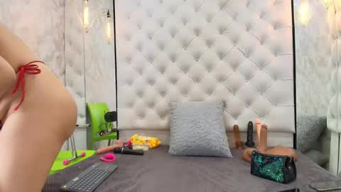 VivianRose online show from 03/23/26, 04:05