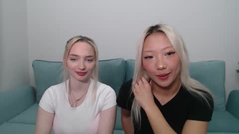 Snapshot of vivianwinters chatting on 11/25/25, 09:15 vivianwinters online show from 11/25/25, 09:15