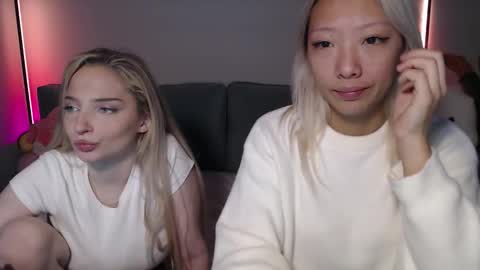 Snapshot of vivianwinters chatting on 11/30/25, 09:41 vivianwinters online show from 11/30/25, 09:41