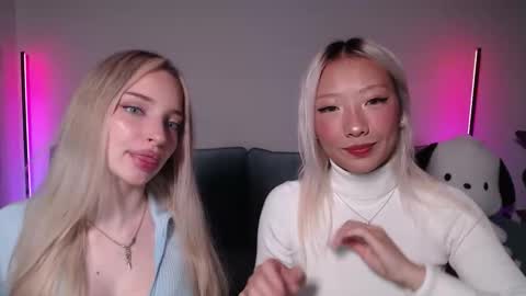 Snapshot of vivianwinters chatting on 12/02/25, 09:21 vivianwinters online show from 12/02/25, 09:21