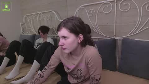 Snapshot of viviarangendy chatting on 10/11/25, 10:47 VIVIARAGENDY online show from 10/11/25, 10:47