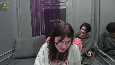 Snapshot of viviarangendy chatting on 10/31/25, 03:57 VIVIARAGENDY online show from 10/31/25, 03:57