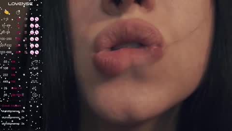 Nelly and Mari online show from 03/03/25, 02:15