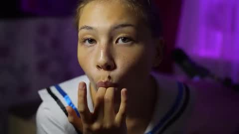 vivien_cutie online show from 09/15/25, 03:56