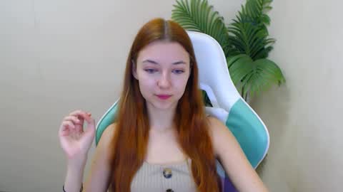 Vivien online show from 01/15/25, 07:44