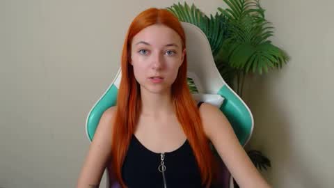 Vivien online show from 11/05/25, 07:03